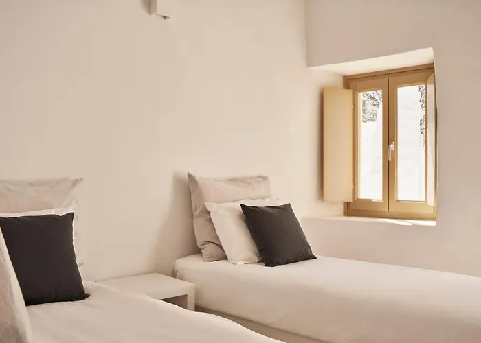 Town Box By Monocle Apartment